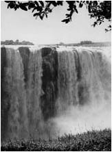 Ref No: ZIM004 Titel: Victoria Falls - Late 1940's width=230